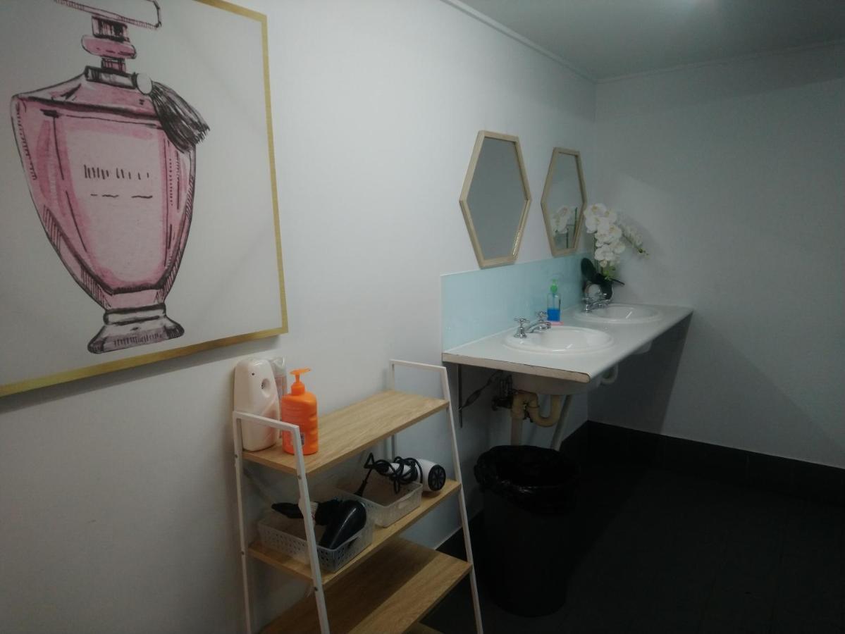 Mumma'S Hostel Κερνς Εξωτερικό φωτογραφία